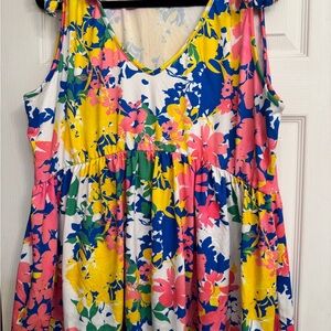 Floral Sleeveless Top 3x